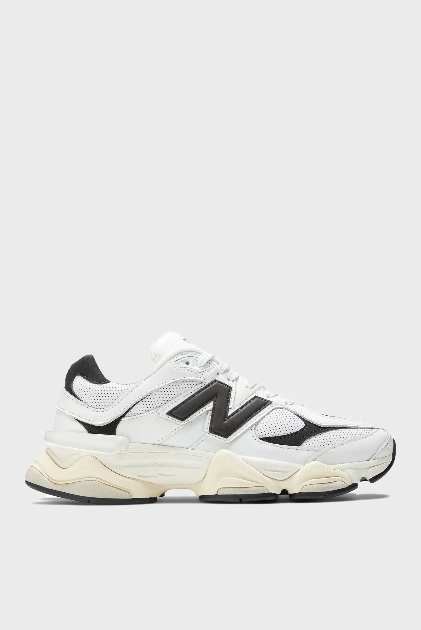 Белые кожаные кроссовки 9060 New Balance U9060AAB — MD-Fashion