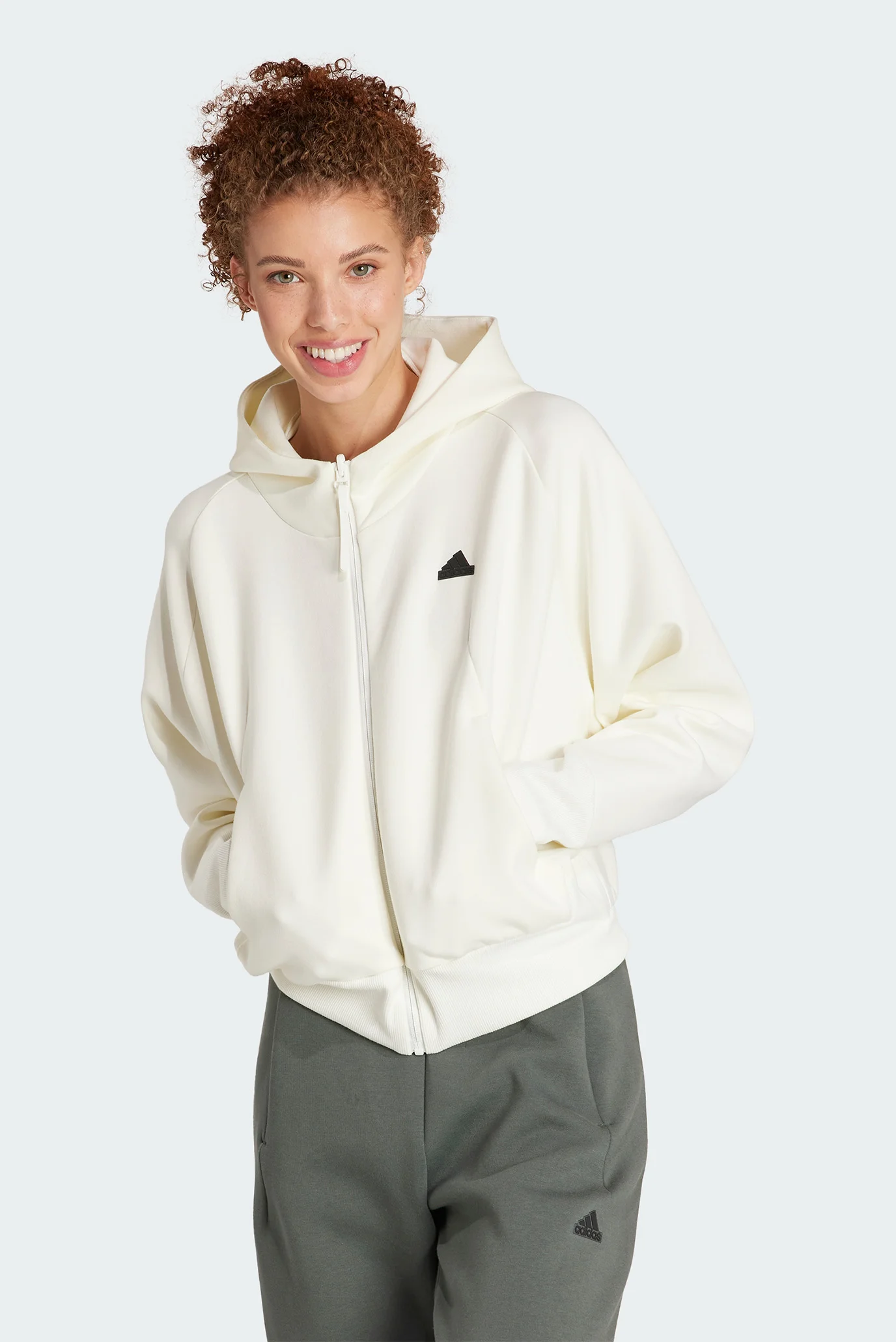 Женское белое худи adidas Z.N.E. Full-Zip adidas IS3918 — MD-Fashion