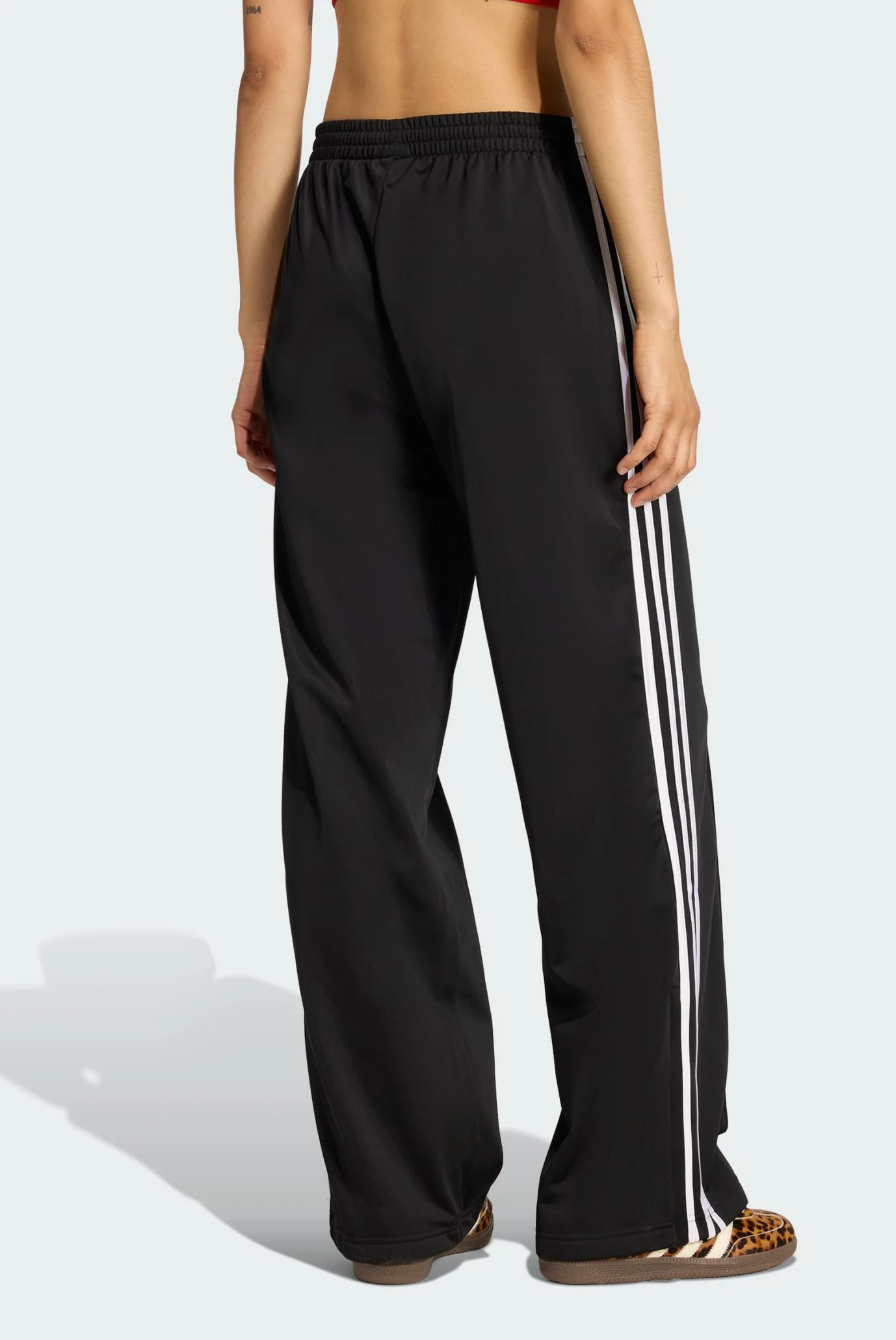 Жіночі чорні спортивні штани FB LOOSE TP adidas KD7976 — MD-Fashion