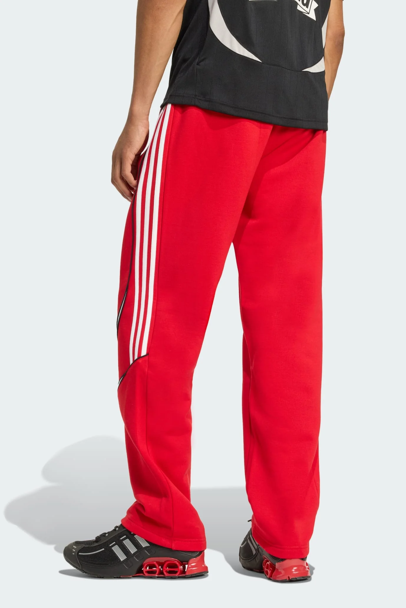 Мужские красные спортивные брюки TEAMGEIST GRAPHIC FLEECE adidas