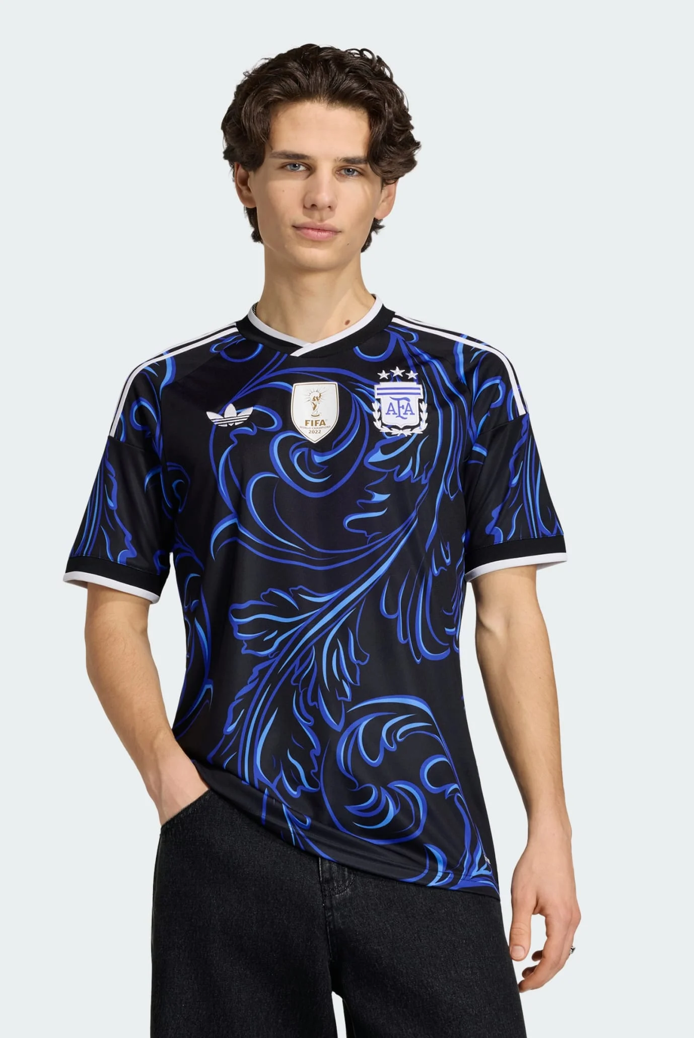 Чоловіча чорна футболка з візерунком Argentina 26 adidas JM8395