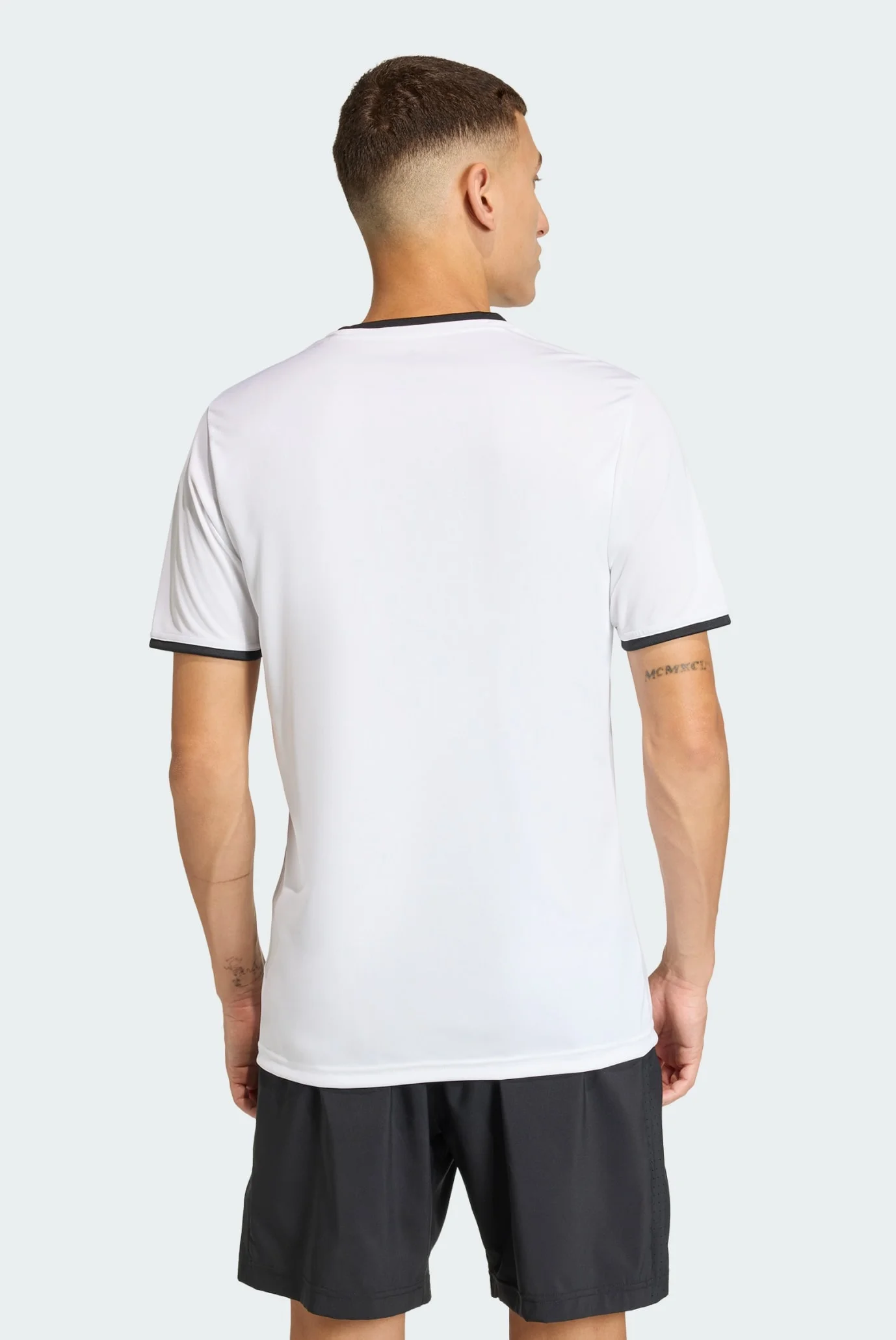 Мужская белая футболка Entrada26 adidas JZ2508 — MD-Fashion